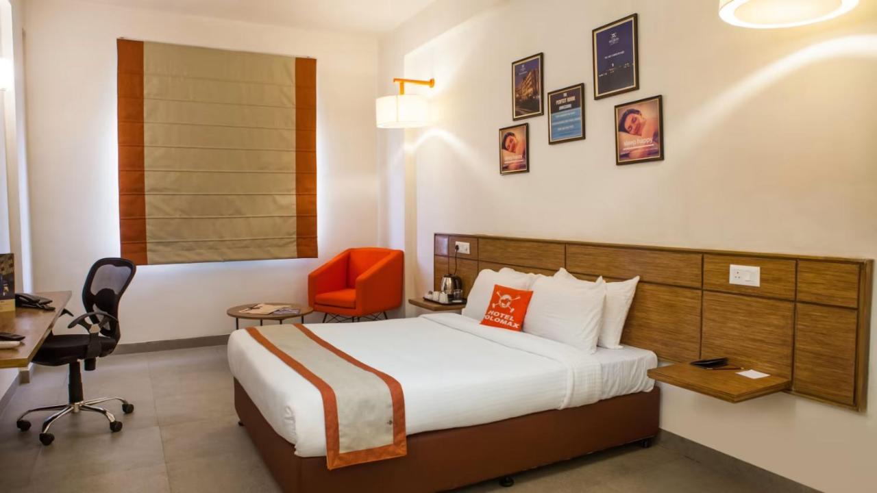 Max Hotels Prayagraj Luaran gambar