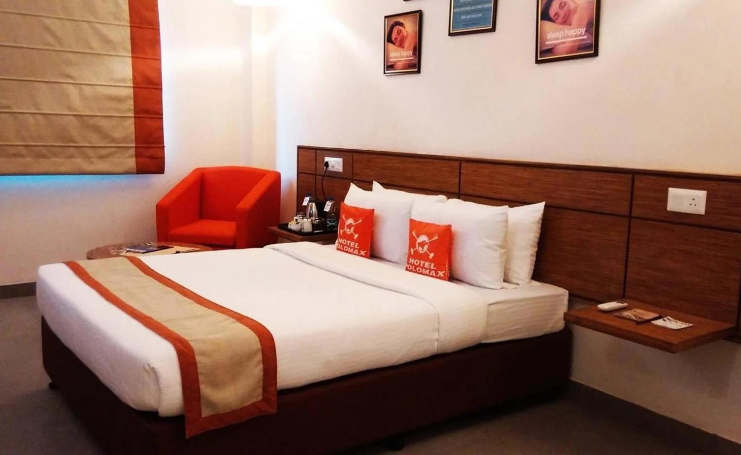 Max Hotels Prayagraj Luaran gambar