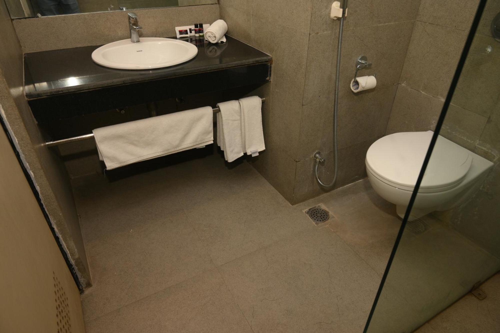 Max Hotels Prayagraj Luaran gambar