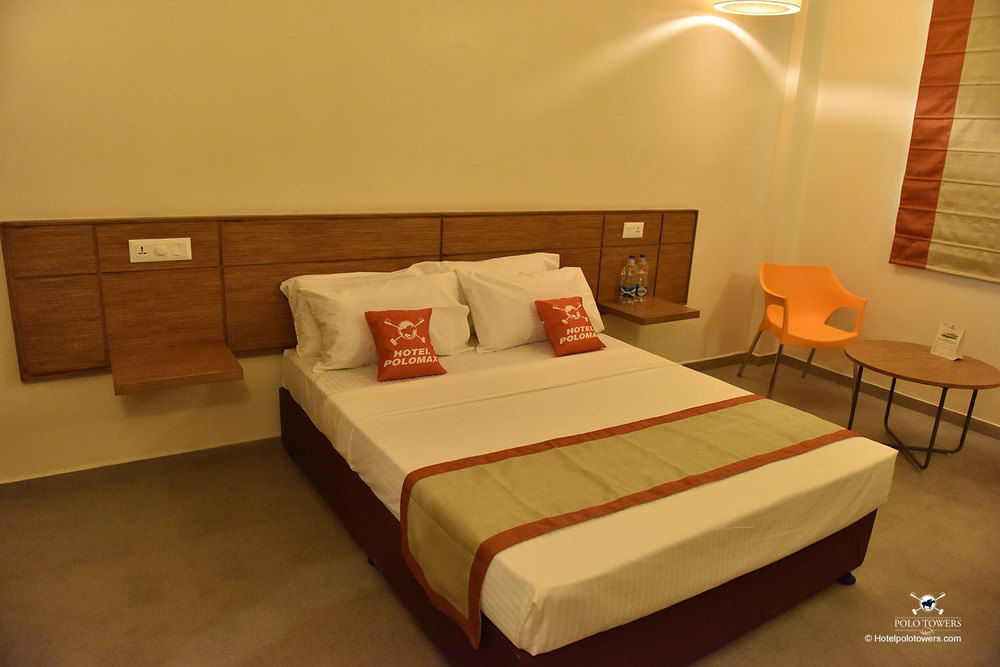 Max Hotels Prayagraj Luaran gambar